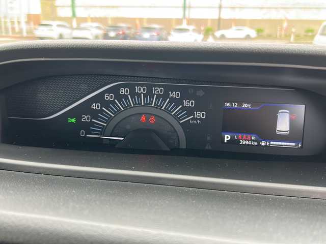 スズキ ソリオ HV MZ 新潟県 2022(令4)年 0.4万km ピュアホワイトP ワンオーナー/ヘッドアップディスプレイ/ハイブリット/純正ナビ/シートヒーター/クルーズコントロール追従あり/両側パワースライド/全方位カメラ/純正アルミホイール/コーナーセンサー/LEDヘッドライト/衝突軽減システム/スマートキー/プッシュスタート