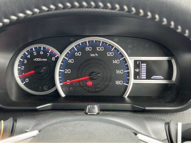トヨタ ルーミー カスタムG 茨城県 2023(令5)年 1.2万km パールホワイトⅢ 純正SDナビ＆地デジTV【NSZT-Y68T】/(地デジTV・CD・DVD・BT・ラジオ再生)/社外ドライブレコーダー（フロント・リヤ）/純正ETC2.0/被害軽減システム/プッシュスタート/バックカメラ/フロントフォグランプ/アイドリングストップ/コーナーセンサー/両側スライドドア/取扱説明書/保証書