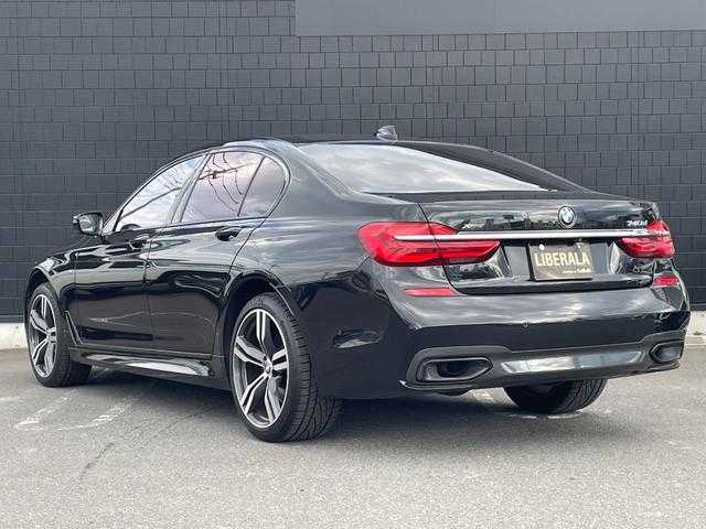ＢＭＷ ７４０ｄ xDrive Mスポーツ 埼玉県 2018(平30)年 5.8万km サファイアブラックP 茶革シート/サンルーフ/ｈａｒｍａｎ／ｋａｒｄｏｎ/純正HDDナビ/３６０度カメラ/アクティブクルーズコントロール/ブラインドスポットモニター/マッサージ付きシート/全席シートヒータ―/エアサス/ドラレコ/ミラー一体型ETC