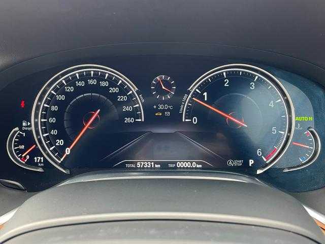 ＢＭＷ ７４０ｄ xDrive Mスポーツ 埼玉県 2018(平30)年 5.8万km サファイアブラックP 茶革シート/サンルーフ/ｈａｒｍａｎ／ｋａｒｄｏｎ/純正HDDナビ/３６０度カメラ/アクティブクルーズコントロール/ブラインドスポットモニター/マッサージ付きシート/全席シートヒータ―/エアサス/ドラレコ/ミラー一体型ETC