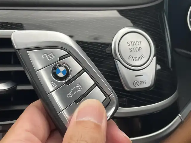 ＢＭＷ ７４０ｄ xDrive Mスポーツ 滋賀県 2018(平30)年 5.8万km サファイアブラックP 茶革シート/サンルーフ/ｈａｒｍａｎ／ｋａｒｄｏｎ/純正HDDナビ/３６０度カメラ/アクティブクルーズコントロール/ブラインドスポットモニター/マッサージ付きシート/全席シートヒータ―/エアサス/ドラレコ/ミラー一体型ETC