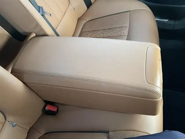 ＢＭＷ ７４０ｄ xDrive Mスポーツ 滋賀県 2018(平30)年 5.8万km サファイアブラックP 茶革シート/サンルーフ/ｈａｒｍａｎ／ｋａｒｄｏｎ/純正HDDナビ/３６０度カメラ/アクティブクルーズコントロール/ブラインドスポットモニター/マッサージ付きシート/全席シートヒータ―/エアサス/ドラレコ/ミラー一体型ETC