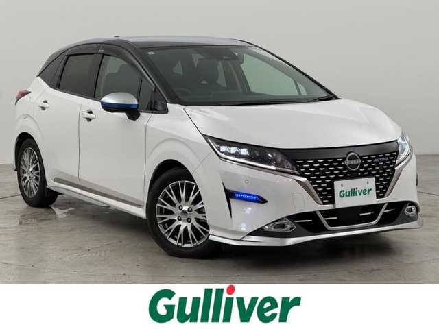 日産 ノート オーテック 福岡県 2021(令3)年 2.6万km ピュアホワイトパール / スーパーブラック 2トーン 純正９型ナビ　/フルセグTV/アラウンドビューモニター　/ＥＴＣ　/前方ドライブレコーダー　/インテリジェントルームミラー　/置くだけ充電　/プロパイロット　/コーナーセンサー　/エマージェンシーブレーキ　/レーンキープ　/ＢＳＭ　/シートヒーター　/ハーフレザーシート　/ステアリングヒーター　/純正16インチアルミホイール