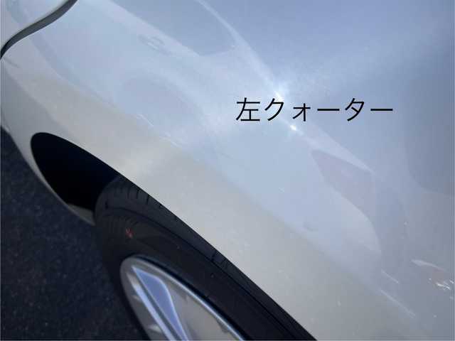日産 キューブ 15X ロルブーセレクション 三重県 2013(平25)年 4万km ブリリアントホワイトパール 純正ナビ（CD/TV/SD/AM/FM/AUX）/バックカメラ/プッシュスタート/純正フロアマット/純正ドアバイザー/アイドリングストップ/電動格納ミラー/バニティミラー/ヘッドライトレベライザー/チェック柄ブルースエード調クロスシート/革巻きステアリングホイール/メッキインサイドドアハンドル/スペアタイヤ/インテリジェントキー/プッシュスタート/スペアキー