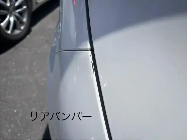 日産 キューブ 15X ロルブーセレクション 三重県 2013(平25)年 4万km ブリリアントホワイトパール 純正ナビ（CD/TV/SD/AM/FM/AUX）/バックカメラ/プッシュスタート/純正フロアマット/純正ドアバイザー/アイドリングストップ/電動格納ミラー/バニティミラー/ヘッドライトレベライザー/チェック柄ブルースエード調クロスシート/革巻きステアリングホイール/メッキインサイドドアハンドル/スペアタイヤ/インテリジェントキー/プッシュスタート/スペアキー