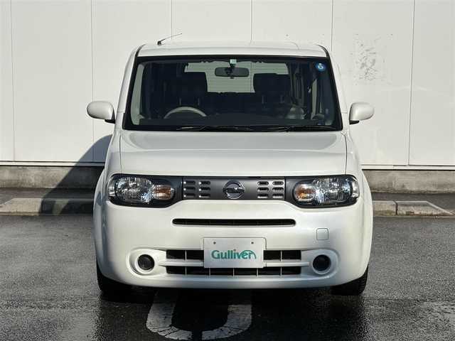 日産 キューブ 15X ロルブーセレクション 三重県 2013(平25)年 4万km ブリリアントホワイトパール 純正ナビ（CD/TV/SD/AM/FM/AUX）/バックカメラ/プッシュスタート/純正フロアマット/純正ドアバイザー/アイドリングストップ/電動格納ミラー/バニティミラー/ヘッドライトレベライザー/チェック柄ブルースエード調クロスシート/革巻きステアリングホイール/メッキインサイドドアハンドル/スペアタイヤ/インテリジェントキー/プッシュスタート/スペアキー