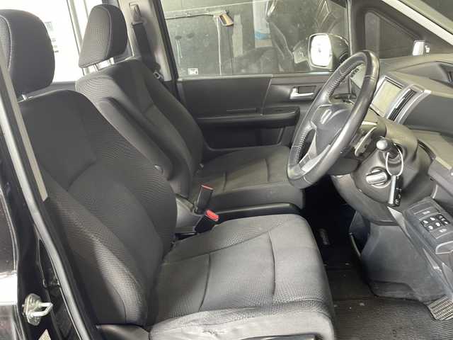 ホンダ ステップワゴン スパーダ Z 熊本県 2012(平24)年 8.9万km プレミアムスパークルブラックパール (株)IDOMが運営する【じしゃロン熊本店】の自社ローン対象車両になります。こちらは現金ご利用時の価格です。自社ローンご希望の方は別途その旨お申付け下さい。/ナビ（フルセグ　ＣＤ）　/バックカメラ　/ビルトインＥＴＣ　/パドルシフト　/両側パワースライドドア　/ＨＩＤヘッドライト　/ビークルスタビリティアシスト　/Ｗエアバッグ　/スマートキー