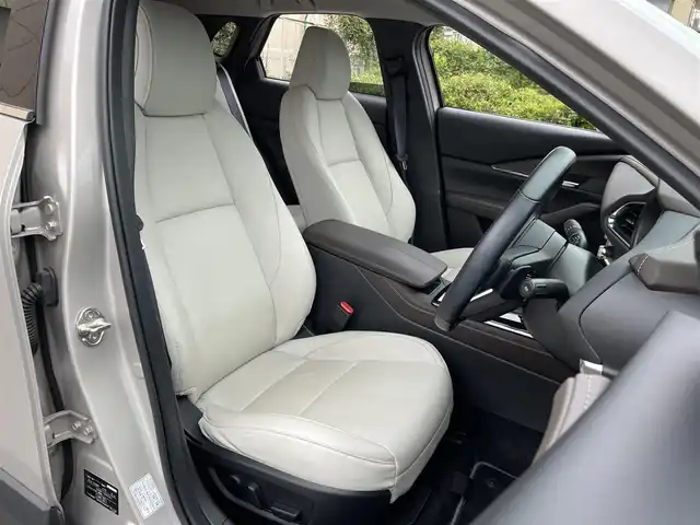 マツダ ＣＸ－３０ XD プロアクティブツーリングセレクション 東京都 2023(令5)年 3.1万km プラチナクォーツメタリック 純正ナビ　　　　　/地デジ　/ＥＴＣ２．０　/全方位カメラ　/ホワイトレザーパッケージ　/シートヒーター　/パワーバックドア　/ステアリングヒーター　/追従クルコン　/パドルシフト　/フロアマット純正　/ＢＳＭ　/LEDヘッドライト