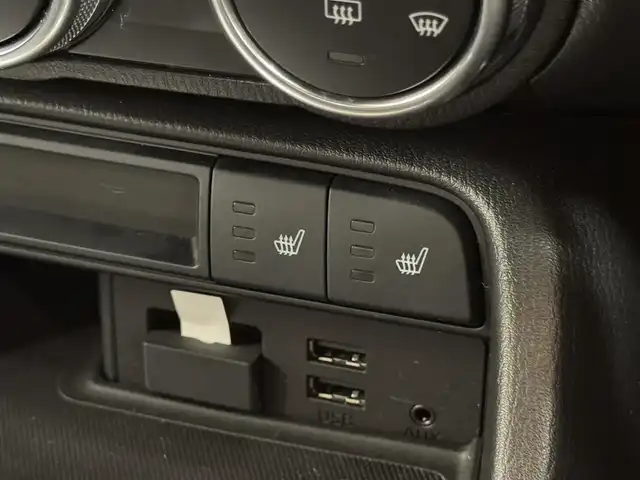 マツダ ロードスター S レザーパッケージ 群馬県 2019(令1)年 2.4万km スノーフレイクホワイトパールマイカ スマートシティブレーキサポート/純正ナビ/　　CD/DVD/BT/フルセグ/USB/AUX/クルーズコントロール/LEDオートライト/レザーシート/前席シートヒーター/純正16インチAW/バックソナー/ドライブレコーダー/ブラインドスポットモニター/レーンアシスト/ステアリングスイッチ/横滑り防止装置/スマートキー/ビルトインETC