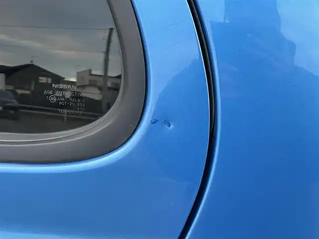 日産 マーチ 14E FOUR 道央・札幌 2010(平22)年 12.2万km パシフィックブルー ４WD/社外メモリーナビ/CD/DVD/BT/フルセグ/ABS/スマートキー/キーレスエントリー/ハロゲンヘッドライト/オートライト/電動格納ミラー/ライトレベライザー/純正フロアマット/ドアバイザー