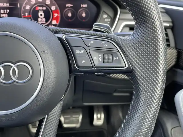 アウディ ＲＳ５ 静岡県 2019(平31)年 4.8万km パール アシスタンスパッケージ/・パークアシスト/・サラウンドビューカメラ/パノラマサンルーフ/ホワイトレザーシート/Audiサイドアシスト/バーチャルコックピット/BANG&OLUFSENサウンドシステム/MMIナビゲーション/(CD/DVD/BT/CarPlay/フルセグ)/ACC/Audiアクティブレーンアシスト/Audiプレセンス/メモリー付パワーシート/シートヒーター/マッサージシート/アドバンストキー/ETC2.0/純正フロアマット/純正20インチアルミホイール/保証書/取説/スペアキー