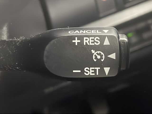 トヨタ ヴォクシー ZS 煌Ⅱ 茨城県 2019(令1)年 6.1万km イナズマスパーキングブラックガラスフレーク 純正ナビ　フルセグ再生可能　バックカメラ　両側電動スライドドア　クルーズコントロール　純正16インチAW　純正フロアマット　ビルトインETC　LEDヘッドライト　USB端子