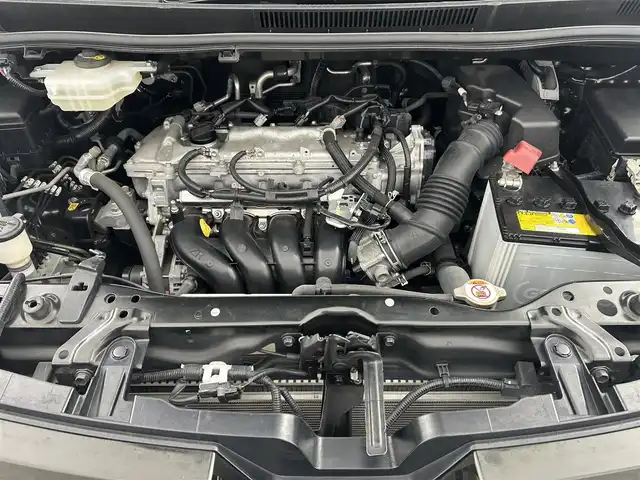 トヨタ ヴォクシー ZS 煌Ⅱ 千葉県 2019(令1)年 6.1万km イナズマスパーキングブラックガラスフレーク 禁煙車/トヨタセーフティセンス/・レーンディパーチャーアラート/・プリクラッシュセーフティブレーキ/・クリアランスソナー/・クルーズコントロール/両側パワースライドドア/純正９型メモリナビ/・型番：NSZT-Y68T/・CD/DVD/Bluetooth/フルセグTV/・バックカメラ/・ビルトインETC/革巻きステアリング/・ステアリングスイッチ/MT付きAT/左右独立エアコン/純正フロアマット/純正16インチAW/オートライト/・オートマチックハイビーム/・LEDヘッドライト/・LEDフォグランプ