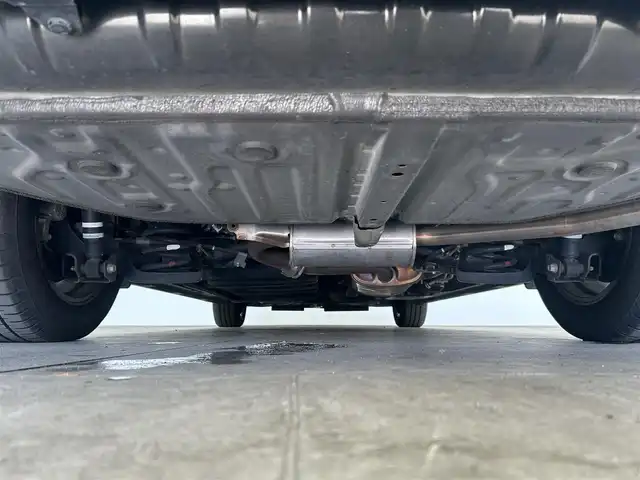 トヨタ ヴォクシー ZS 煌Ⅱ 千葉県 2019(令1)年 6.1万km イナズマスパーキングブラックガラスフレーク 禁煙車/トヨタセーフティセンス/・レーンディパーチャーアラート/・プリクラッシュセーフティブレーキ/・クリアランスソナー/・クルーズコントロール/両側パワースライドドア/純正９型メモリナビ/・型番：NSZT-Y68T/・CD/DVD/Bluetooth/フルセグTV/・バックカメラ/・ビルトインETC/革巻きステアリング/・ステアリングスイッチ/MT付きAT/左右独立エアコン/純正フロアマット/純正16インチAW/オートライト/・オートマチックハイビーム/・LEDヘッドライト/・LEDフォグランプ