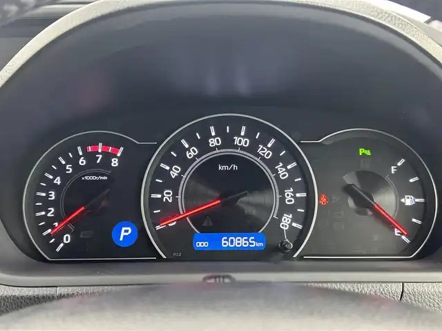 トヨタ ヴォクシー ZS 煌Ⅱ 千葉県 2019(令1)年 6.1万km イナズマスパーキングブラックガラスフレーク 禁煙車/トヨタセーフティセンス/・レーンディパーチャーアラート/・プリクラッシュセーフティブレーキ/・クリアランスソナー/・クルーズコントロール/両側パワースライドドア/純正９型メモリナビ/・型番：NSZT-Y68T/・CD/DVD/Bluetooth/フルセグTV/・バックカメラ/・ビルトインETC/革巻きステアリング/・ステアリングスイッチ/MT付きAT/左右独立エアコン/純正フロアマット/純正16インチAW/オートライト/・オートマチックハイビーム/・LEDヘッドライト/・LEDフォグランプ