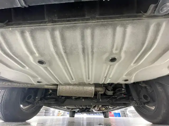 日産 セレナ ハイウェイスター プロパイロットED 滋賀県 2016(平28)年 6.9万km ダイヤモンドブラック 純正9インチナビ/【Bluetooth/CD/DVD/Blu-ray/HDMI/フルセグTV】/純正フリップダウンモニター/両側パワースライドドア/プロパイロット/ビルトインETC/衝突軽減ブレーキ/クリアランスソナー/オートライト/プッシュスタート/スマートキー