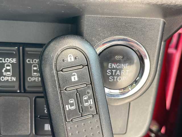 トヨタ ルーミー カスタムG－T 愛知県 2020(令2)年 3.2万km マゼンタベリーマイカM 純正9型ナビ　SDカードなし/両側パワースライドドア/シートヒーター/バックカメラ/コーナーセンサー/純正アルミホイール/ETC/LEDヘッドライト/ドライブレコーダー/衝突軽減システム/フルセグ/CD DVD/Bluetooth/ステアリングスイッチ/スマートキー/プッシュスタート