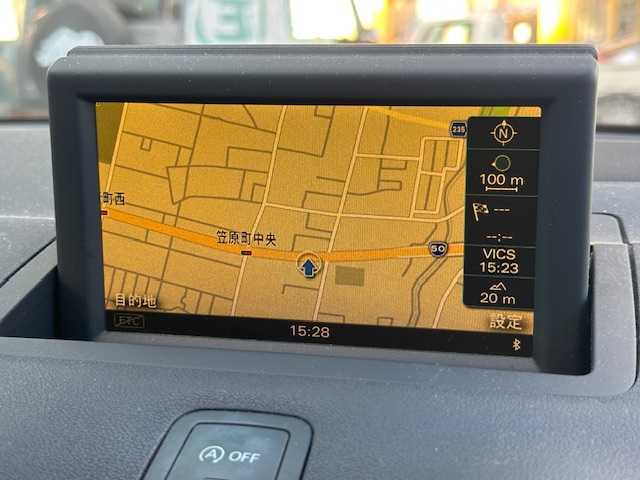 アウディ Ａ１ スポーツバック 1．4TFSI 茨城県 2014(平26)年 4.5万km シルバーⅡ 純正HDDナビ/フルセグ/Bluetooth/純正HIDヘッドライト/フォグライト/オートライト/ステアリングスイッチ/純正15インチアルミホイール/取扱説明書/新車時保証書/スペアキー×1