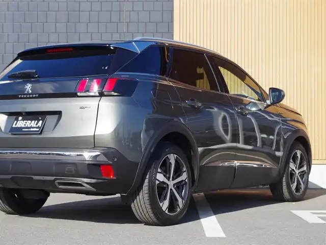 プジョー ３００８ GT ブルー HDi 埼玉県 2019(令1)年 3.7万km アマゾナイトグレー ファーストクラスパッケージ/純正ディスプレイオーディオ（Bluetooth、AppleCarPlay）/360°カメラ/パノラマサンルーフ/社外デジタルインナーミラー/半革シート/パワーシート/シートメモリー/マッサージ機能/シートヒーター/パワーバックドア/ワイヤレス充電/LEDヘッドライト/純正18インチアルミホイール