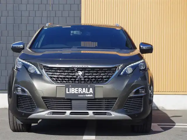 プジョー ３００８ GT ブルー HDi 埼玉県 2019(令1)年 3.7万km アマゾナイトグレー ファーストクラスパッケージ/純正ディスプレイオーディオ（Bluetooth、AppleCarPlay）/360°カメラ/パノラマサンルーフ/社外デジタルインナーミラー/半革シート/パワーシート/シートメモリー/マッサージ機能/シートヒーター/パワーバックドア/ワイヤレス充電/LEDヘッドライト/純正18インチアルミホイール