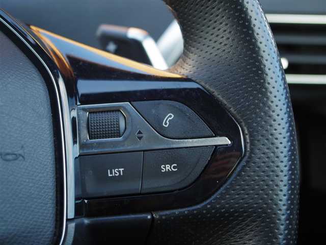 プジョー ３００８ GT ブルー HDi 埼玉県 2019(令1)年 3.7万km アマゾナイトグレー ファーストクラスパッケージ/純正ディスプレイオーディオ（Bluetooth、AppleCarPlay）/360°カメラ/パノラマサンルーフ/社外デジタルインナーミラー/半革シート/パワーシート/シートメモリー/マッサージ機能/シートヒーター/パワーバックドア/ワイヤレス充電/LEDヘッドライト/純正18インチアルミホイール