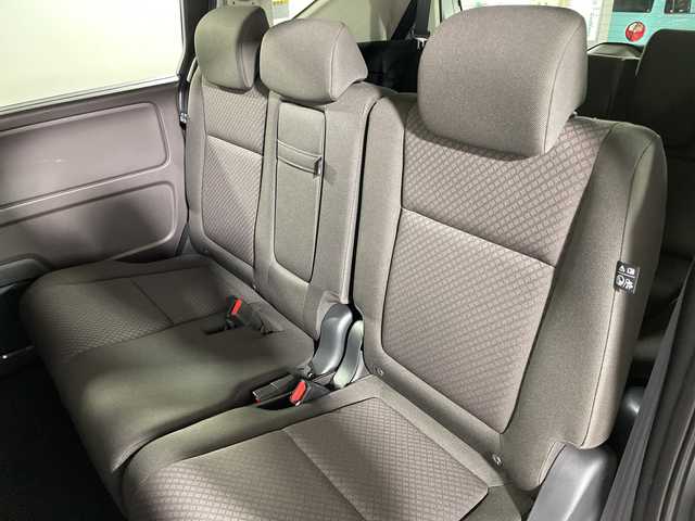 ホンダ フリード ハイブリット G ホンダセンシング 福岡県 2020(令2)年 5.7万km ルナシルバーM 禁煙車/純正メモリナビ/・AM/FM/CD/BT/・バックモニター/ホンダセンシング/コーナーセンサー/両側パワースライドドア/ETC/ステアリングリモコン/LEDヘッドライト/・オートライト/スマートキー/・プッシュスタート/純正フロアマット/純正ドアバイザー