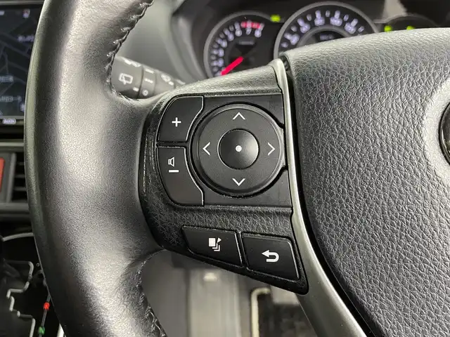 トヨタ ヴォクシー ZS 煌Ⅱ 道央・札幌 2020(令2)年 3.5万km ホワイトパールクリスタルシャイン ・4WD/・寒冷地仕様/・ワンオーナー/・純正ナビ/・フルセグ/BT/CD/DVD/SD/・バックカメラ/・トヨタセーフティセンス/・レーンキープアシスト/・クリアランスソナー/・クルーズコントロール/・ETC/・両側パワースライド/・アイドリングストップ/・横滑り防止装置/・オートライト/・スマートキー/・プッシュスタート/・LEDヘッドライト/・フォグランプ/・積込社外AW＋冬タイヤ/・保証書/・取扱説明書