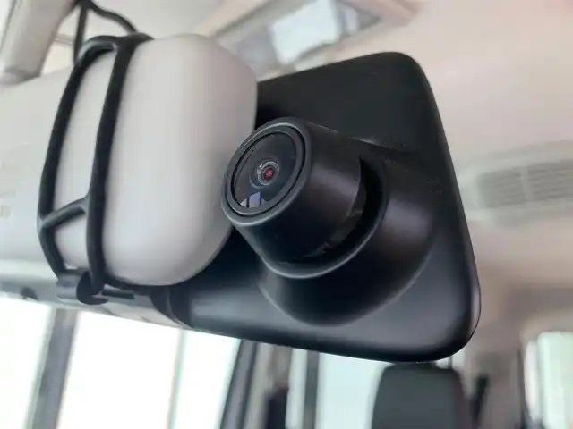 スズキ スペーシア カスタム HYBRID XS ターボ 大阪府 2018(平30)年 5.2万km ピュアホワイトP 社外ナビ/  フルセグTV/CD/DVD/Bluetooth/衝突軽減/バックモニター/シートヒーター/スマートルームミラー/両側パワースライドドア/パドルシフト/前後ドライブレコーダー/プッシュスタート/スマートキー/ハーフレザー/ＥＴＣ