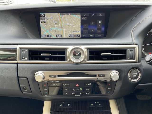 レクサス ＧＳ 350 Iパッケージ 青森県 2015(平27)年 3.4万km ホワイトパールクリスタルシャイン 4WD/寒冷地仕様/純正SDナビ・フルセグTV/CD・DVD・Bluetooth・SD・USB/プレミアムサウンド/バックカメラ/ベージュ本革シート/前席エアシート・シートヒーター/前席パワーシート/OPパワートランクリッド/OP前後クリアランスソナー/クルーズコントロール/電動リアサンシェード/リアドアサンシェード/純正エンジンスターター/ワイパーデアイサー/ビルトインETC/HIDライト/LEDフォグランプ/リアフォグランプ/純正17インチアルミ/スマートキー/カードキー