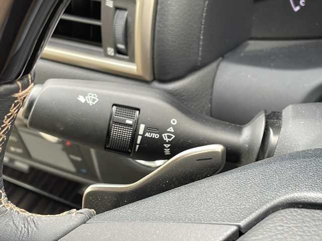 レクサス ＧＳ 350 Iパッケージ 青森県 2015(平27)年 3.4万km ホワイトパールクリスタルシャイン 4WD/寒冷地仕様/純正SDナビ・フルセグTV/CD・DVD・Bluetooth・SD・USB/プレミアムサウンド/バックカメラ/ベージュ本革シート/前席エアシート・シートヒーター/前席パワーシート/OPパワートランクリッド/OP前後クリアランスソナー/クルーズコントロール/電動リアサンシェード/リアドアサンシェード/純正エンジンスターター/ワイパーデアイサー/ビルトインETC/HIDライト/LEDフォグランプ/リアフォグランプ/純正17インチアルミ/スマートキー/カードキー