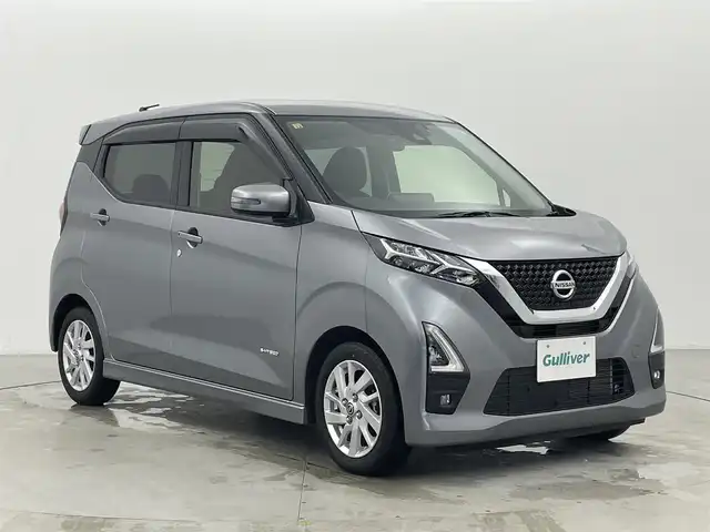 日産 デイズ ハイウェイスターX 富山県 2020(令2)年 1.4万km チタニウムグレーメタリック ワンオーナー/純正ナビ（AM/FM/CD/DVD/USB/SD/AUX/BT）/フルセグTV/衝突被害軽減ブレーキ/車線逸脱警報/オートライト/LEDヘッドライト/ETC/ドライブレコーダー/純正14インチAW/スマートキー×２/プッシュスタート/アイドリングストップ/ドアバイザー/保証書