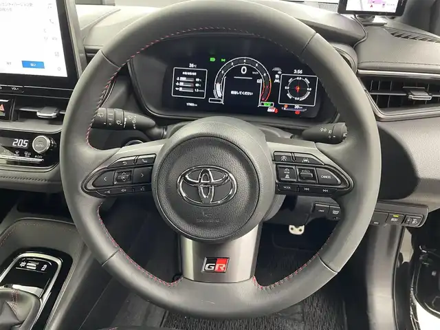 トヨタ ＧＲカローラ RZ 愛知県 2023(令5)年 1.8万km プレシャスブラックパール 6速MT/4WD/GR専用装備/　　・専用セミバケットフロントシート/　　・専用レッドシートベルト/　　・3本出しマフラー/　　・GRキャリパー/　　・純正メタルスターチタンブラック塗装18インチアルミホイール/　　・フロアマット/純正8インチコネクテッドナビ対応ディスプレイオーディオPlus/JBLプレミアムサウンド/フルセグTV/HUD/ビルトインETC/トヨタセーフティセンス　/　　・プリクラッシュセーフティ/　　・レーンディバーチャーアラート/　　・レーダークルーズコントロール/　　・ロードサインアシスト/　　・オートマチックハイビーム/ブラインドスポットモニター/スマートキー