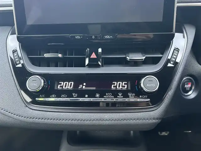 トヨタ ＧＲカローラ RZ 愛知県 2023(令5)年 1.8万km プレシャスブラックパール 6速MT/4WD/GR専用装備/　　・専用セミバケットフロントシート/　　・専用レッドシートベルト/　　・3本出しマフラー/　　・GRキャリパー/　　・純正メタルスターチタンブラック塗装18インチアルミホイール/　　・フロアマット/純正8インチコネクテッドナビ対応ディスプレイオーディオPlus/JBLプレミアムサウンド/フルセグTV/HUD/ビルトインETC/トヨタセーフティセンス　/　　・プリクラッシュセーフティ/　　・レーンディバーチャーアラート/　　・レーダークルーズコントロール/　　・ロードサインアシスト/　　・オートマチックハイビーム/ブラインドスポットモニター/スマートキー