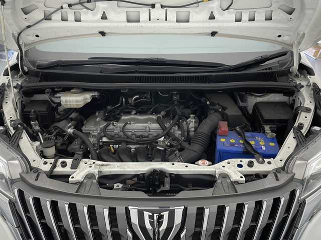 トヨタ エスクァイア Gi 長野県 2020(令2)年 4.1万km ホワイトパールクリスタルシャイン ALPINEナビ&フルセグTV&CD&DVD&USB&BT/ALPINEフリップダウンモニター/クルーズコントロール/レーンディパーチャーアラート/車線逸脱警報/プリクラッシュセーフティ/クリアランスソナー/パーキングサポートブレーキ/オートマチックハイビーム/先行車発進告知/社外前方ドライブレコーダー/両側パワースライドドア/合皮シート/前席シートヒーター/ステアリングスイッチ/ウォークスルー/2列目サンシェード/バックカメラ/ビルトインETC/LEDヘッドライト/オートライト/フロントフォグランプ/電動格納ミラー/ウィンカーミラー/純正15インチAW装着/社外フロアマット/ドアバイザー/プッシュスタート/スマートキー
