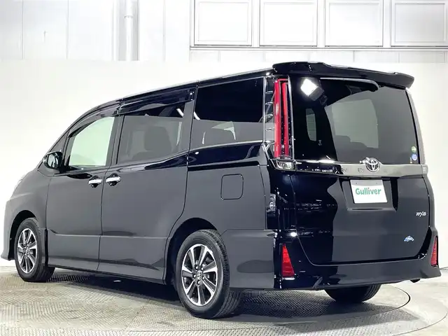 トヨタ ノア Si ダブルバイビー 大阪府 2018(平30)年 3.2万km ブラック ALPINEナビ(フルセグ/DVD再生/Bluetooth) バックカメラ 後席モニター ETC 両側パワースライドドア ハーフレザー 衝突軽減 クルコン トヨタセーフティセンス 前後ドラレコ