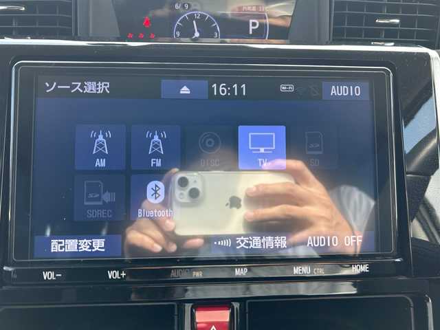 トヨタ ルーミー カスタムG－T 島根県 2022(令4)年 4.5万km パールホワイトⅢ 純正９インチSDナビ　/全方位/バックカメラ　/フルセグTV・ＤＶＤ再生・Ｂｌｕｅｔｏｏｔｈ　/モデリスタフルエアロ　/両側パワースライドドア/前後ドラレコ　/ビルトインＥＴＣ　/前席シートヒーター　/電子パーキングブレーキ/（オートホールド機能付）/レーダークルーズコントロール/衝突軽減ブレーキ/レーンアシスト/アイドリングストップ/純正フロアマット