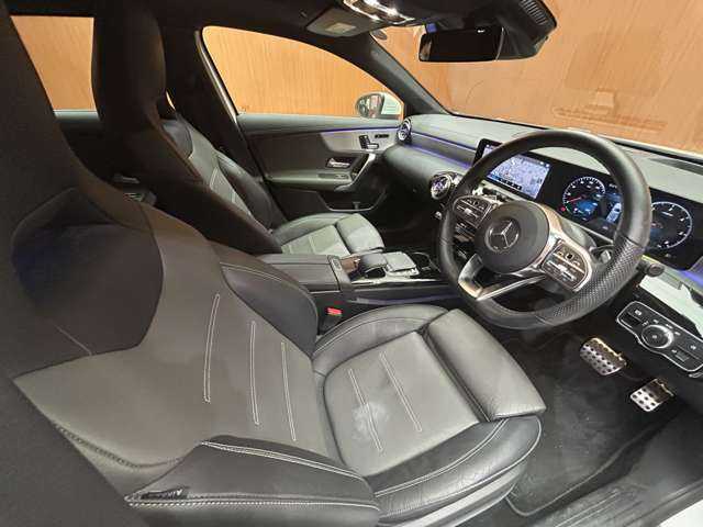 メルセデス・ベンツ Ａ２００ｄ AMGライン 千葉県 2020(令2)年 4.1万km デジタルホワイト レザーエクスクルーシブＰＫＧ　/アドバンスドＰＫＧ　/パノラマＳＲ　/ＡＣＣ　/ＨＵＤ　/灰黒革シート　/ナビ　/ＴＶ　/Ｂｌｕｅｔｏｏｔｈ接続　/３６０°　/シートヒーター　/衝突軽減Ｂ　/ＢＳＭ　/ＬＫＡ　/１オーナー
