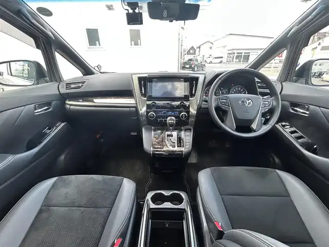 トヨタ アルファード S タイプゴールドⅢ 福島県 2022(令4)年 1万km ホワイトパールクリスタルシャイン ワンオーナー/純正ディスプレイオーディオ/（FM/AM/DVD/USB）/Bluetooth/バックカメラ/純正フロアマット/前後ドライブレコーダー/追従ありクルーズコントロール/横滑り防止機能/レーンアシスト/コーナーセンサー/サンルーフ/フリップダウンモニター/ETC2.0/シガーソケット/３列シート/オートビーム/オートハイビーム/電格ミラー/プッシュスタート/スペアキー×１