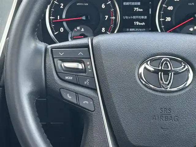 トヨタ アルファード S タイプゴールドⅢ 福島県 2022(令4)年 1万km ホワイトパールクリスタルシャイン ワンオーナー/純正ディスプレイオーディオ/（FM/AM/DVD/USB）/Bluetooth/バックカメラ/純正フロアマット/前後ドライブレコーダー/追従ありクルーズコントロール/横滑り防止機能/レーンアシスト/コーナーセンサー/サンルーフ/フリップダウンモニター/ETC2.0/シガーソケット/３列シート/オートビーム/オートハイビーム/電格ミラー/プッシュスタート/スペアキー×１