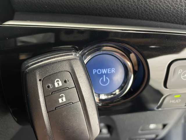 トヨタ プリウス A 愛知県 2019(令1)年 5.8万km ホワイトパールクリスタルシャイン トヨタセーフティセンス/衝突軽減システム/純正ナビ/レーダークルーズコントロール/フルセグ/CD DVD/Bluetooth/バックカメラ/パワーシート/ヘッドアップディスプレイ/コーナーセンサー/ブラインドスポットモニター/LEDヘッドライト/オートマチックハイビーム/ドライブレコーダー/ETC/ステアリングスイッチ/スマートキー/プッシュスタート