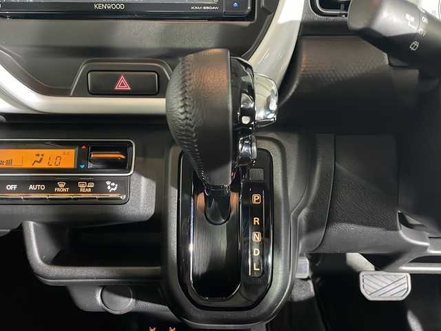 マツダ フレア クロスオーバー ハイブリッド XS 沖縄県 2020(令2)年 2.1万km クールカーキパールメタリック 禁煙車　/県外仕入　/純正ナビ　/ＣＤ　/ＤＶＤ　/フルセグＴＶ　/Ｂｌｕｅｔｏｏｔｈ　/前後ドライブレコーダー　/デュアルカメラブレーキサポート　/レーンキープアシスト　/前席シートヒーター　/スマートキー　/ＬＥＤ