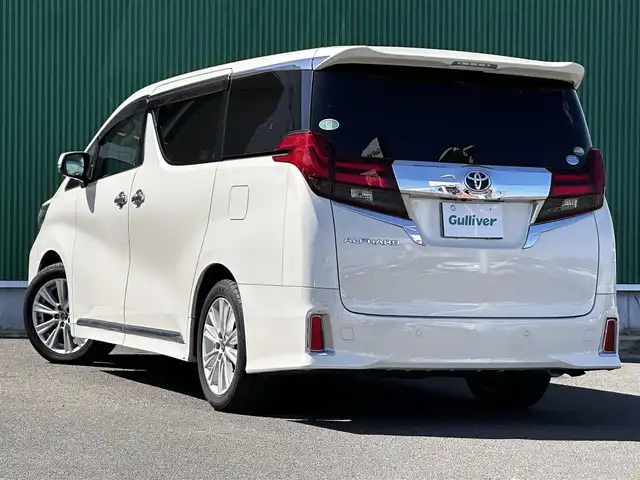 トヨタ アルファード S 宮城県 2017(平29)年 7.5万km ラグジュアリーホワイトパールクリスタルシャインガラスフレーク TコネクトSDナビゲーション/・JBLプレミアムサウンドシステム/・9.2インチワイドタッチディスプレイ/・Tコネクト/・地デジTV/・Blu-ray/・CD/DVD/・17スピーカー/・パノラミックビューモニター/・レーダークルーズコントロール/・インテリジェントクリアランスソナー/・プリクラッシュセーフティシステム/12.1インチリアエンターテイメントシステム/ツインムーンルーフ/＝＝＝/片側電動スライドドア/ビルトインETC/横滑り防止装置/オートエアコン/電動パーキング/オートホールド/LEDヘッドライト/フォグライト/プッシュスタート/純正18インチアルミホイール/電動格納ウィンカーミラー/純正マット/バイザー