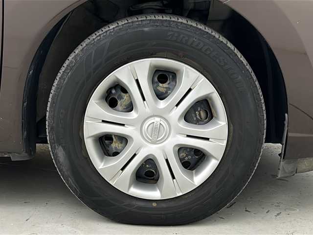 日産 ノート X 宮城県 2019(平31)年 3.8万km インペリアルアンバーP 禁煙車/エマージェンシーブレーキ/車線逸脱支援システム/デジタルインナーミラー/純正7インチナビ/・BT.CD.SD.AUX/・フルセグTV/プッシュスタート/スマートキー/横滑り防止/アイドリングストップ/LEDヘッドライト/社外フロアマット/ドアバイザー/オートエアコン/電格ミラー