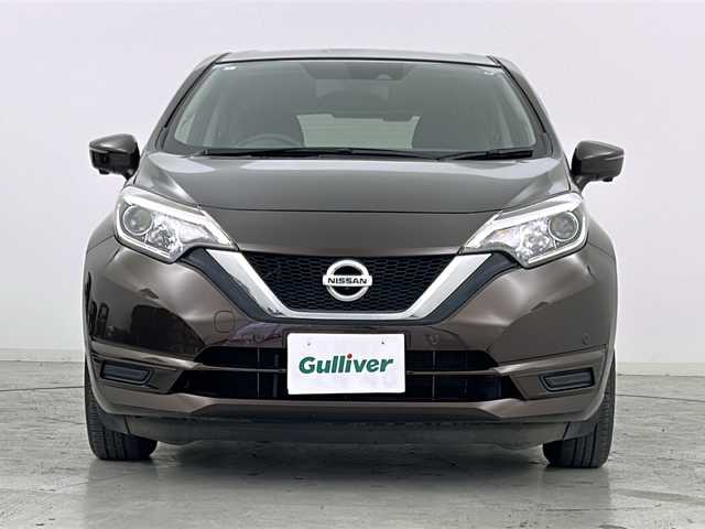 日産 ノート X 宮城県 2019(平31)年 3.8万km インペリアルアンバーP 禁煙車/エマージェンシーブレーキ/車線逸脱支援システム/デジタルインナーミラー/純正7インチナビ/・BT.CD.SD.AUX/・フルセグTV/プッシュスタート/スマートキー/横滑り防止/アイドリングストップ/LEDヘッドライト/社外フロアマット/ドアバイザー/オートエアコン/電格ミラー