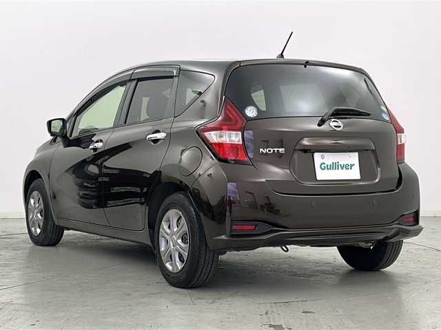 日産 ノート X 宮城県 2019(平31)年 3.8万km インペリアルアンバーP 禁煙車/エマージェンシーブレーキ/車線逸脱支援システム/デジタルインナーミラー/純正7インチナビ/・BT.CD.SD.AUX/・フルセグTV/プッシュスタート/スマートキー/横滑り防止/アイドリングストップ/LEDヘッドライト/社外フロアマット/ドアバイザー/オートエアコン/電格ミラー