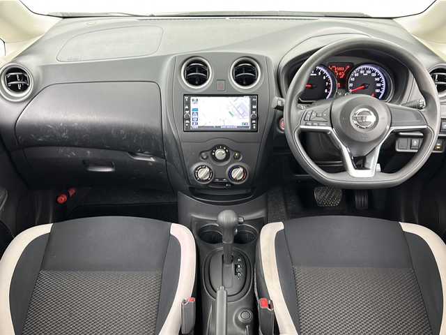 日産 ノート X 宮城県 2019(平31)年 3.8万km インペリアルアンバーP 禁煙車/エマージェンシーブレーキ/車線逸脱支援システム/デジタルインナーミラー/純正7インチナビ/・BT.CD.SD.AUX/・フルセグTV/プッシュスタート/スマートキー/横滑り防止/アイドリングストップ/LEDヘッドライト/社外フロアマット/ドアバイザー/オートエアコン/電格ミラー