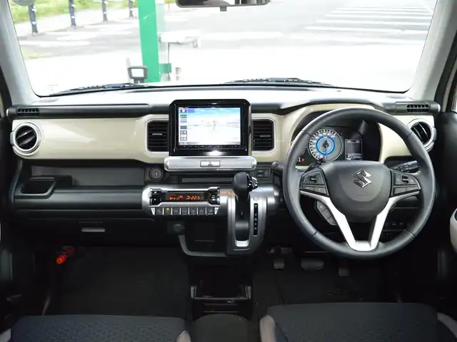 スズキ クロスビー HYBRID MZ 栃木県 2018(平30)年 5.3万km キャラバンアイボリーパールメタリック/ホワイト 2トーンルーフ ワンオーナー/全方位モニター/スズキセーフティサポート/　・デュアルセンサーブレーキサポート/　・前後誤発進抑制機能/　・車線逸脱警報/　・ふらつき警報/　・先行車発進お知らせ/　・リヤパーキングセンサー/　・後退時ブレーキサポート/純正SDナビ/[フルセグ/AM/FM/CD/DVD/BT/SD/USB]/ETC/前席シートヒーター/クルーズコントロール/LEDヘッドライト/フォグランプ/オートライト/パドルシフト/ステアスイッチ/新車保証書