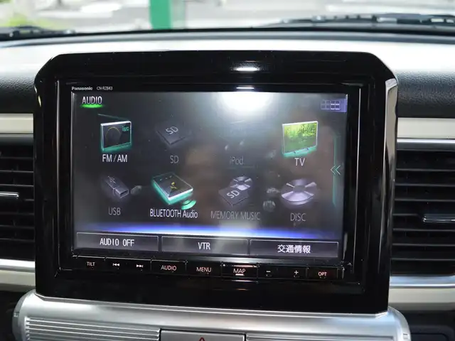 スズキ クロスビー HYBRID MZ 栃木県 2018(平30)年 5.3万km キャラバンアイボリーパールメタリック/ホワイト 2トーンルーフ ワンオーナー/全方位モニター/スズキセーフティサポート/　・デュアルセンサーブレーキサポート/　・前後誤発進抑制機能/　・車線逸脱警報/　・ふらつき警報/　・先行車発進お知らせ/　・リヤパーキングセンサー/　・後退時ブレーキサポート/純正SDナビ/[フルセグ/AM/FM/CD/DVD/BT/SD/USB]/ETC/前席シートヒーター/クルーズコントロール/LEDヘッドライト/フォグランプ/オートライト/パドルシフト/ステアスイッチ/新車保証書