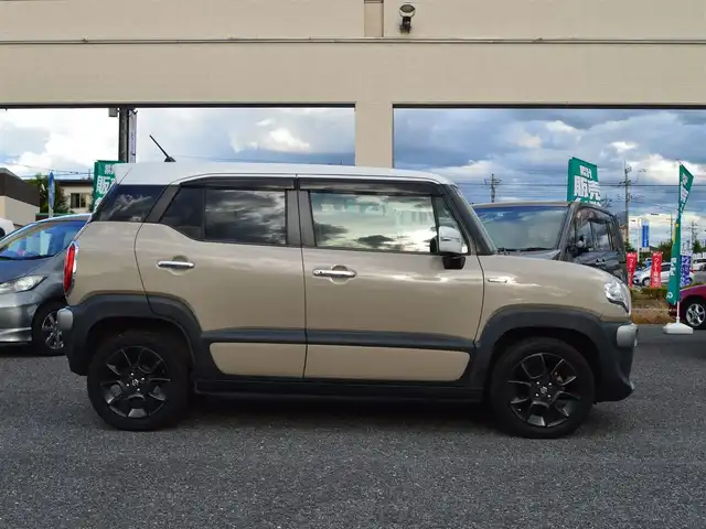 スズキ クロスビー HYBRID MZ 栃木県 2018(平30)年 5.3万km キャラバンアイボリーパールメタリック/ホワイト 2トーンルーフ ワンオーナー/全方位モニター/スズキセーフティサポート/　・デュアルセンサーブレーキサポート/　・前後誤発進抑制機能/　・車線逸脱警報/　・ふらつき警報/　・先行車発進お知らせ/　・リヤパーキングセンサー/　・後退時ブレーキサポート/純正SDナビ/[フルセグ/AM/FM/CD/DVD/BT/SD/USB]/ETC/前席シートヒーター/クルーズコントロール/LEDヘッドライト/フォグランプ/オートライト/パドルシフト/ステアスイッチ/新車保証書