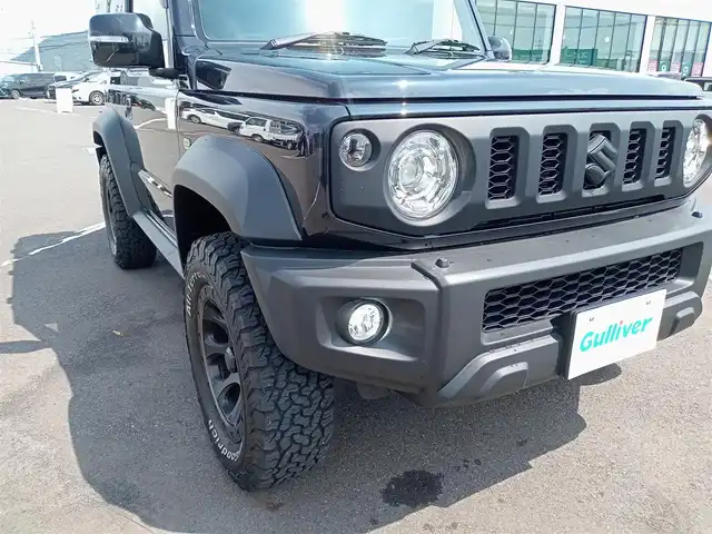 スズキ ジムニー シエラ JC 福井県 2023(令5)年 1.8万km ブルーイッシュブラックパール3 社外ナビ/４WD/衝突被害軽減システム/LEDヘッドライト/クルーズコントロール/スマートキー/ETC/プッシュスタート/ドライブレコーダー/レーンキープアシスト/前席シートヒーター/フルセグテレビ/アイドリングストップ/パワーウィンドウ/社外フロアマット